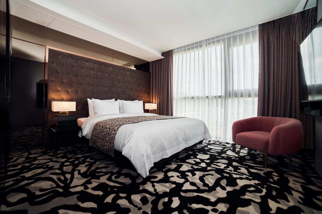 Best Louis Hamilton Hotel West Busan Buitenkant foto